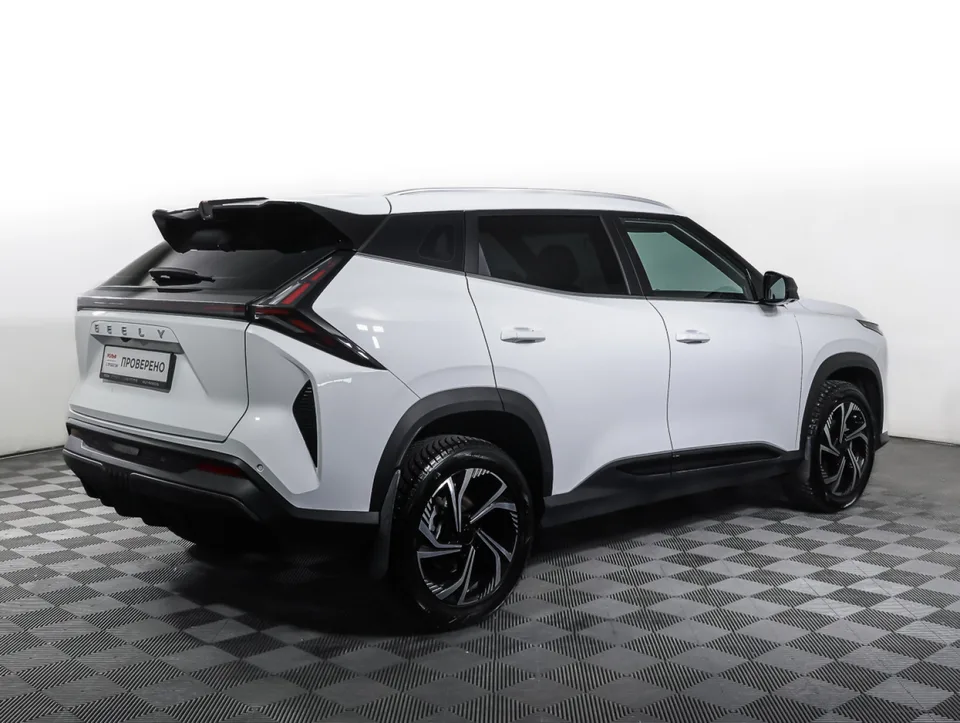 Geely Atlas 2024 — миниатюра 2