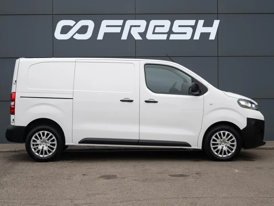Opel Vivaro 2022 — миниатюра 5