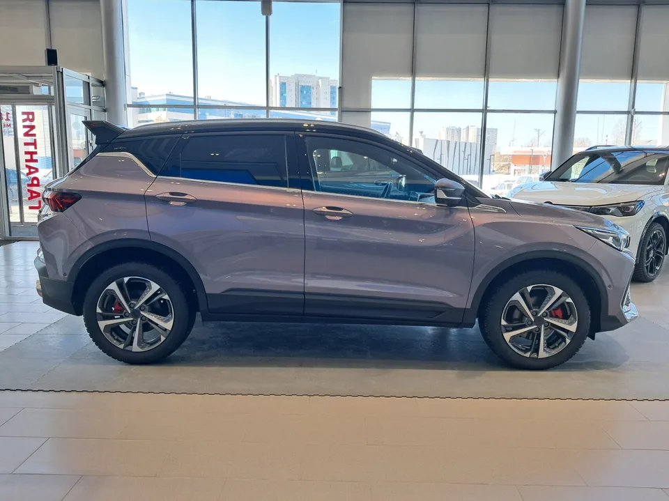 Geely Coolray 2023 — миниатюра 4