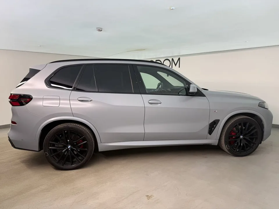 BMW X5 2023 — миниатюра 2