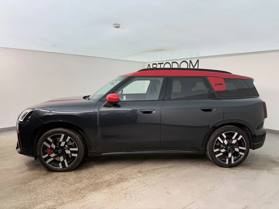 MINI Countryman 2024 — миниатюра 2