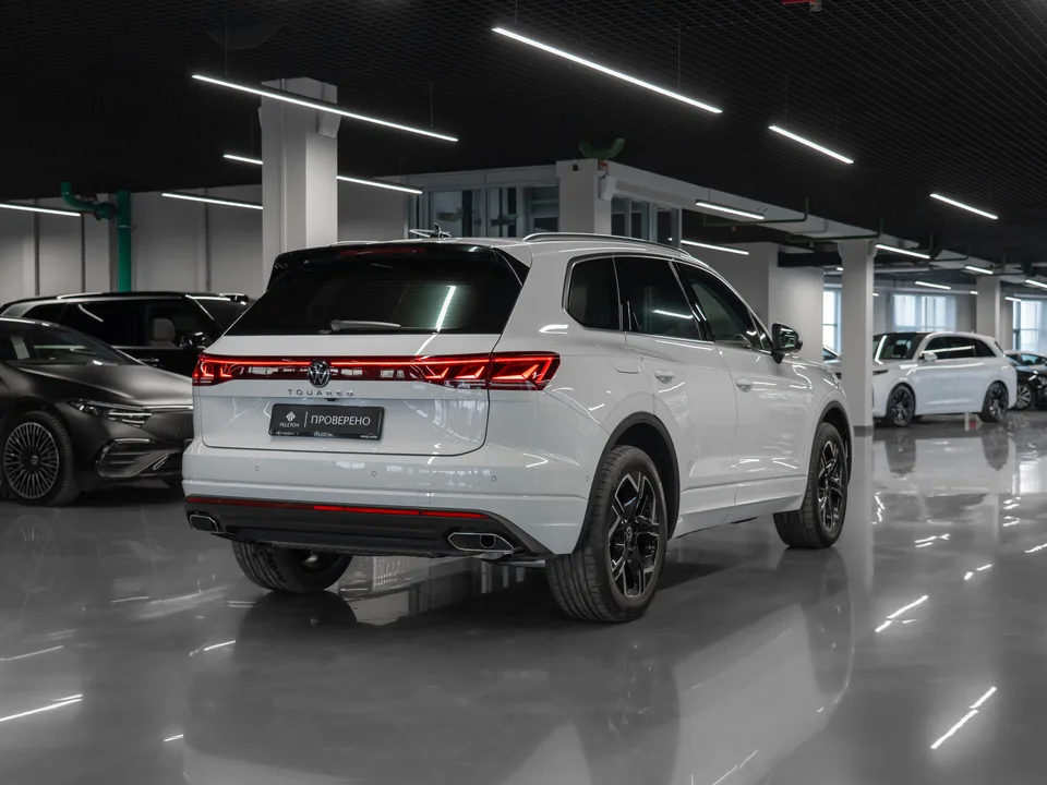 Volkswagen Touareg 2024 — миниатюра 2