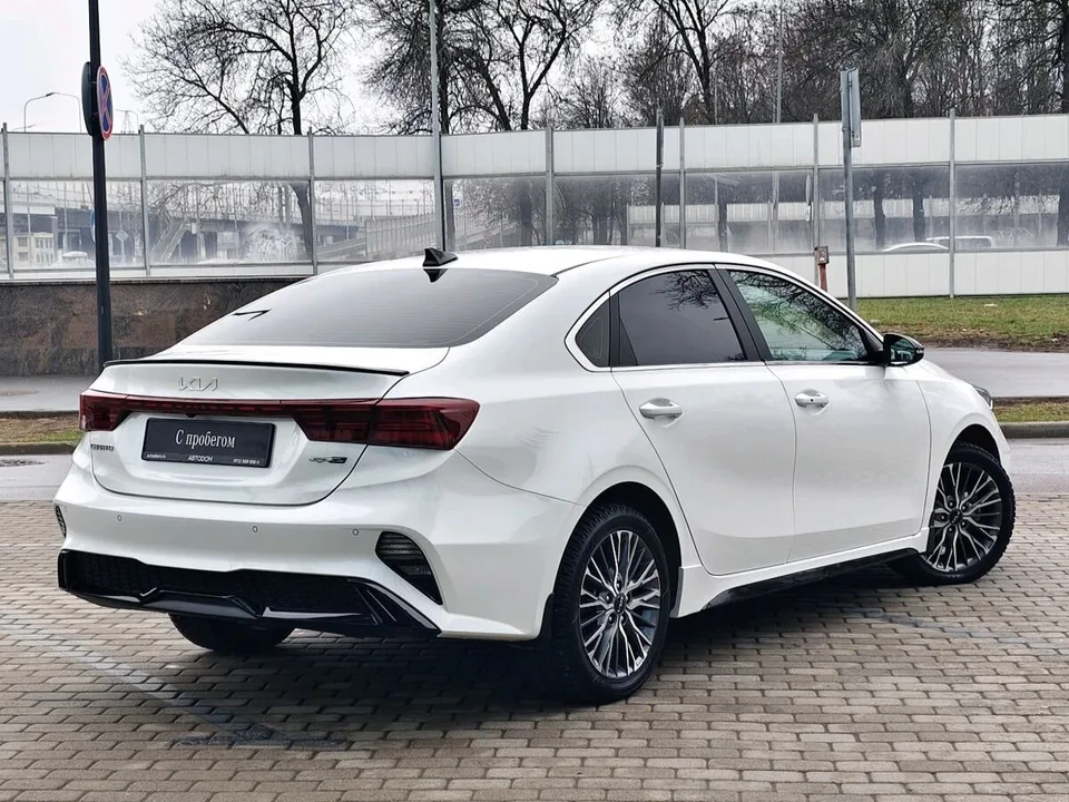 Kia Cerato 2022 — миниатюра 2