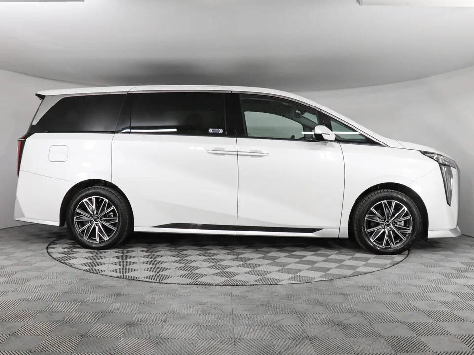 GAC Trumpchi M8 2025 — миниатюра 4