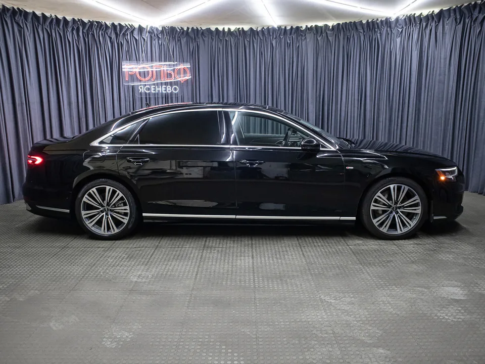 Audi A8 2023 — миниатюра 4