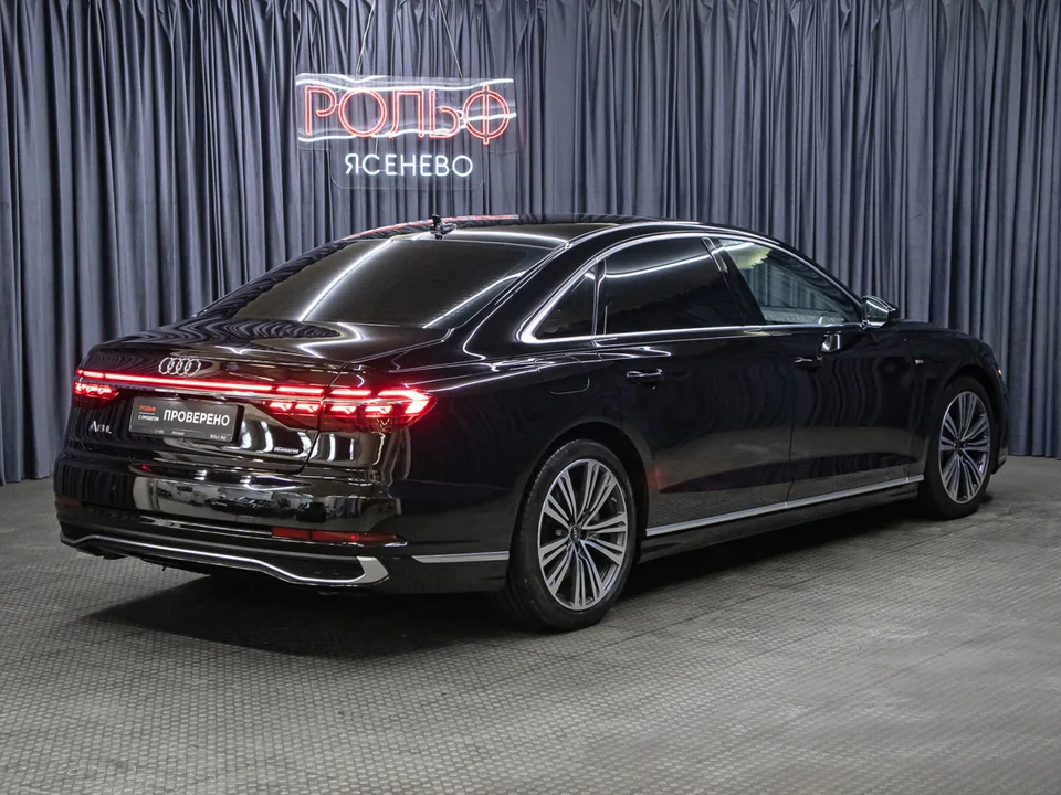 Audi A8 2023 — миниатюра 5