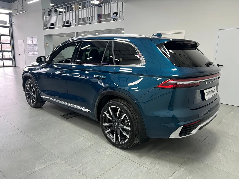 Geely Monjaro 2023 — миниатюра 5