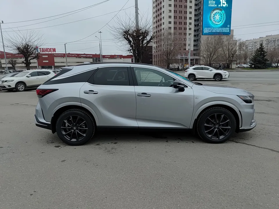 Lexus RX 2022 — миниатюра 2