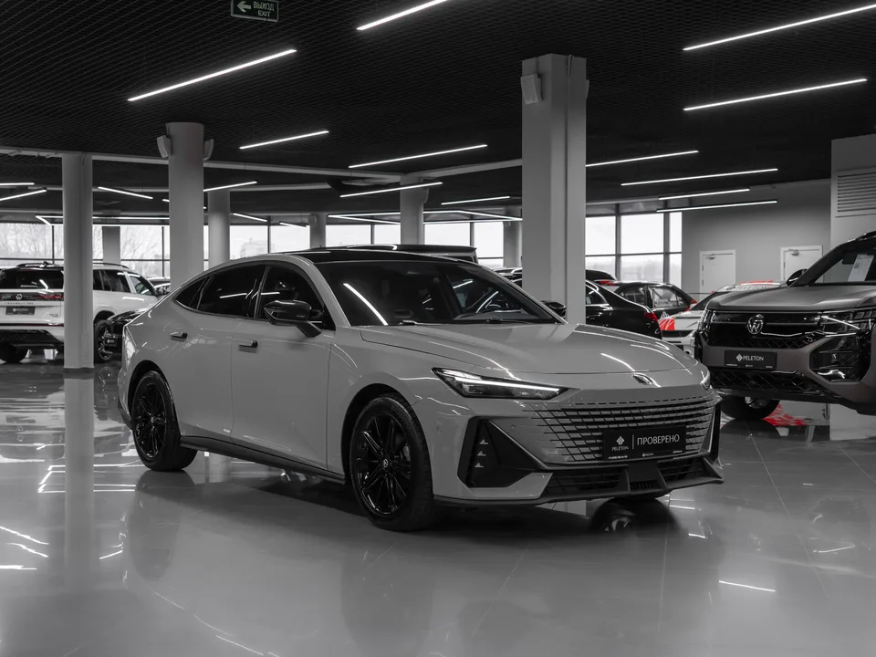 Changan UNI-V 2023 — миниатюра 2