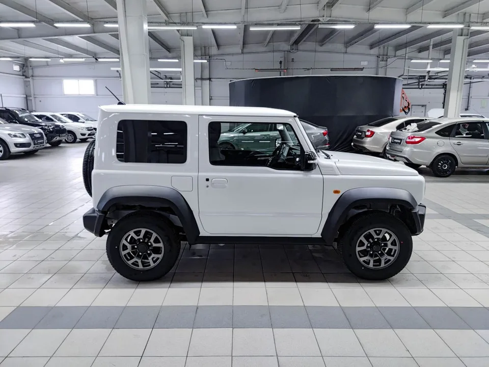 Suzuki Jimny 2022 — миниатюра 2
