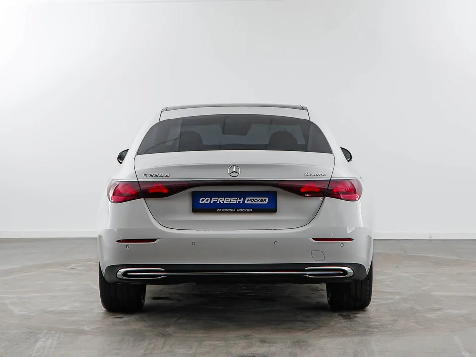 Mercedes-Benz E-Class 2024 — миниатюра 4