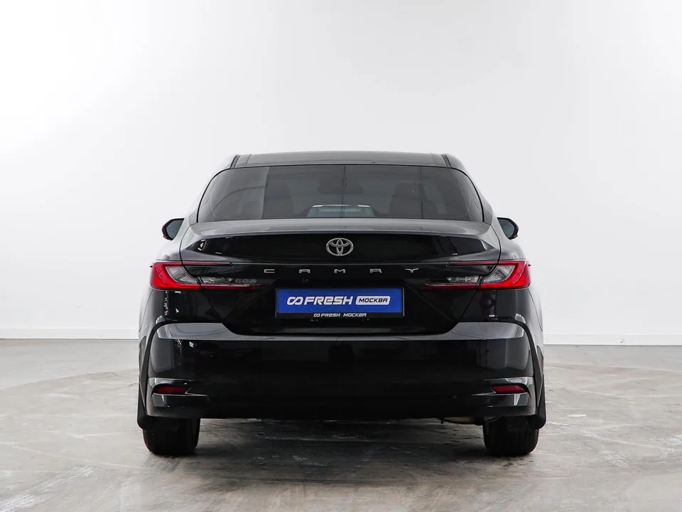Toyota Camry 2025 — миниатюра 4