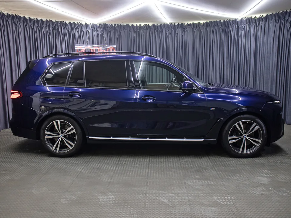 BMW X7 2022 — миниатюра 4