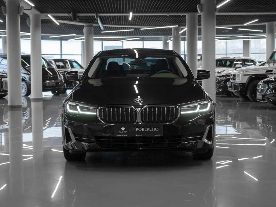 BMW 5 Series 2022 — миниатюра 3
