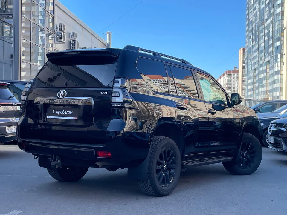 Toyota Land Cruiser Prado 2022 — миниатюра 3