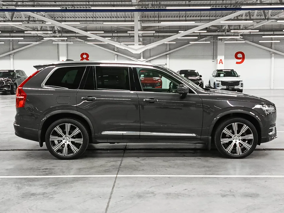 Volvo XC90 2022 — миниатюра 4