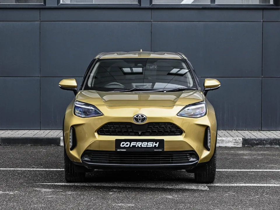 Toyota YARIS CROSS 2022 — миниатюра 3