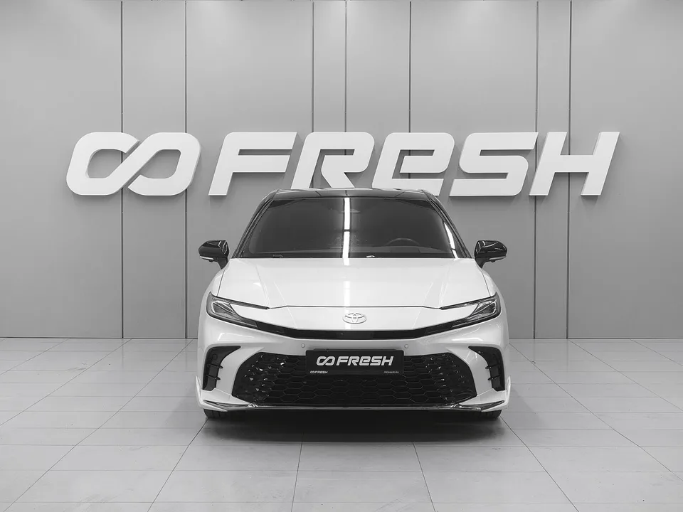 Toyota Camry 2024 — миниатюра 3