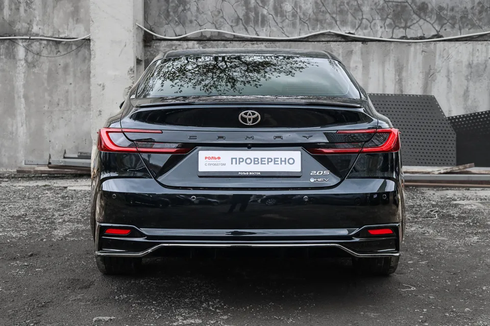 Toyota Camry 2024 — миниатюра 2