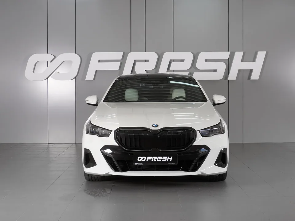 BMW 5 Series 2024 — миниатюра 3
