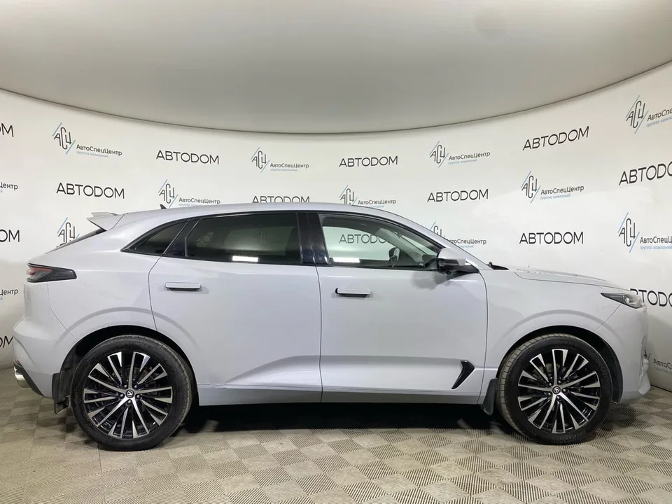 Changan UNI-K 2023 — миниатюра 2