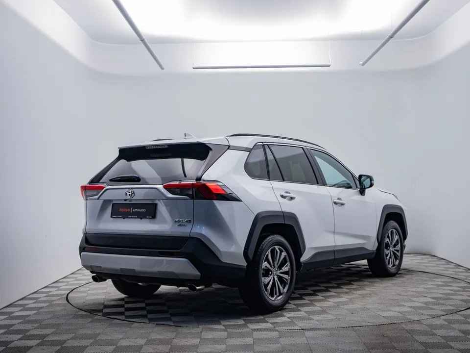 Toyota RAV4 2024 — миниатюра 2