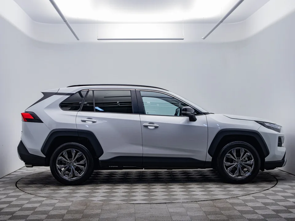 Toyota RAV4 2024 — миниатюра 4
