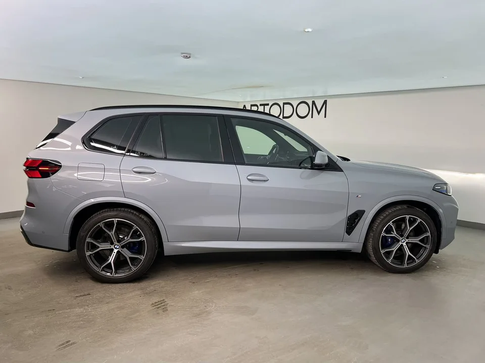 BMW X5 2025 — миниатюра 2