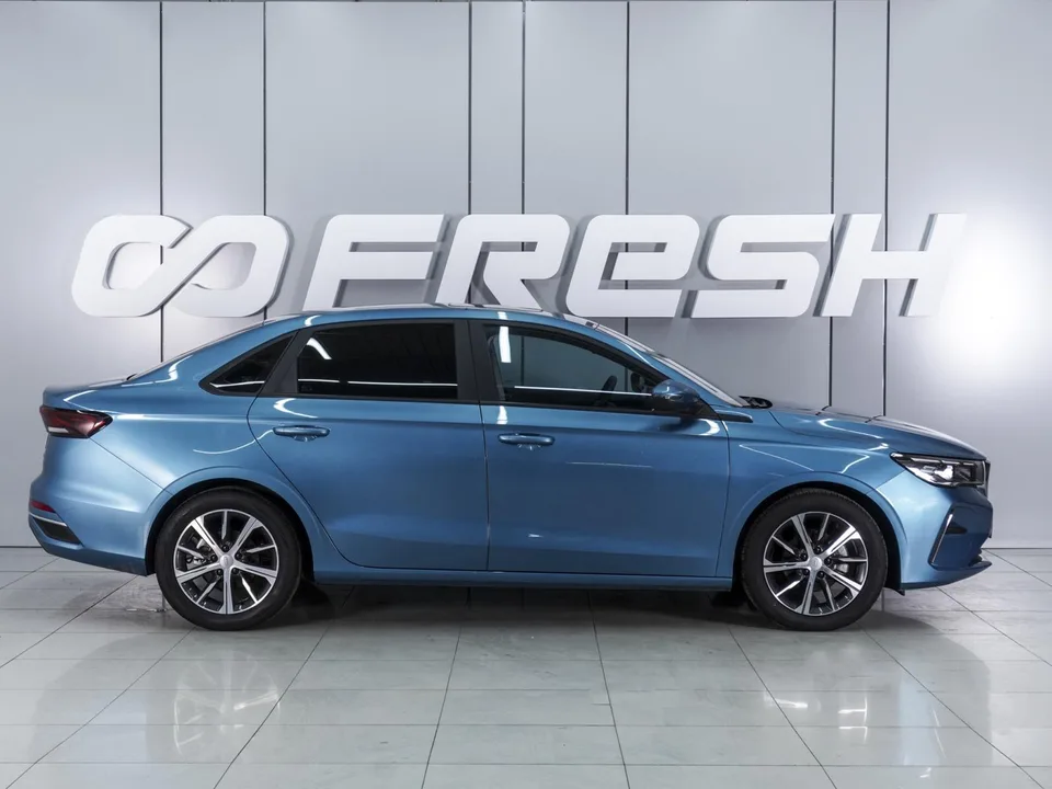 Geely Emgrand 2023 — миниатюра 5