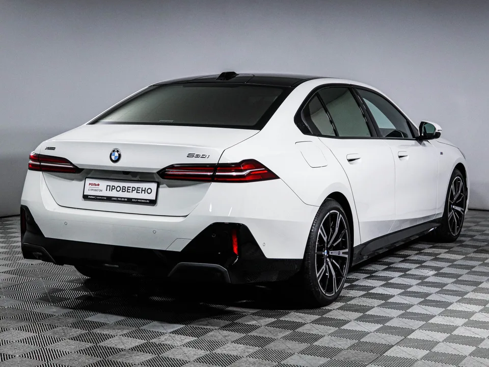 BMW 5 Series 2024 — миниатюра 2