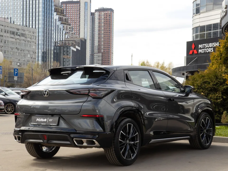 Changan UNI-T 2023 — миниатюра 3