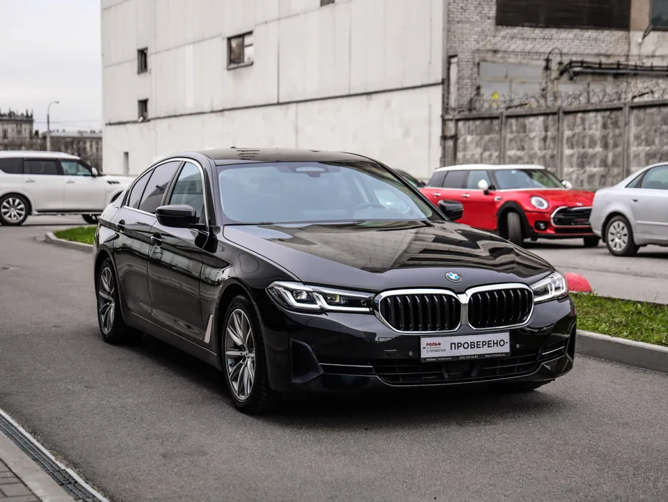 BMW 5 Series 2022 — миниатюра 2