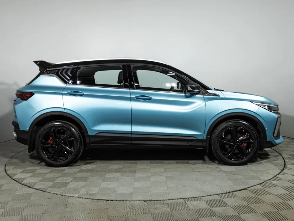 Geely Coolray 2023 — миниатюра 2