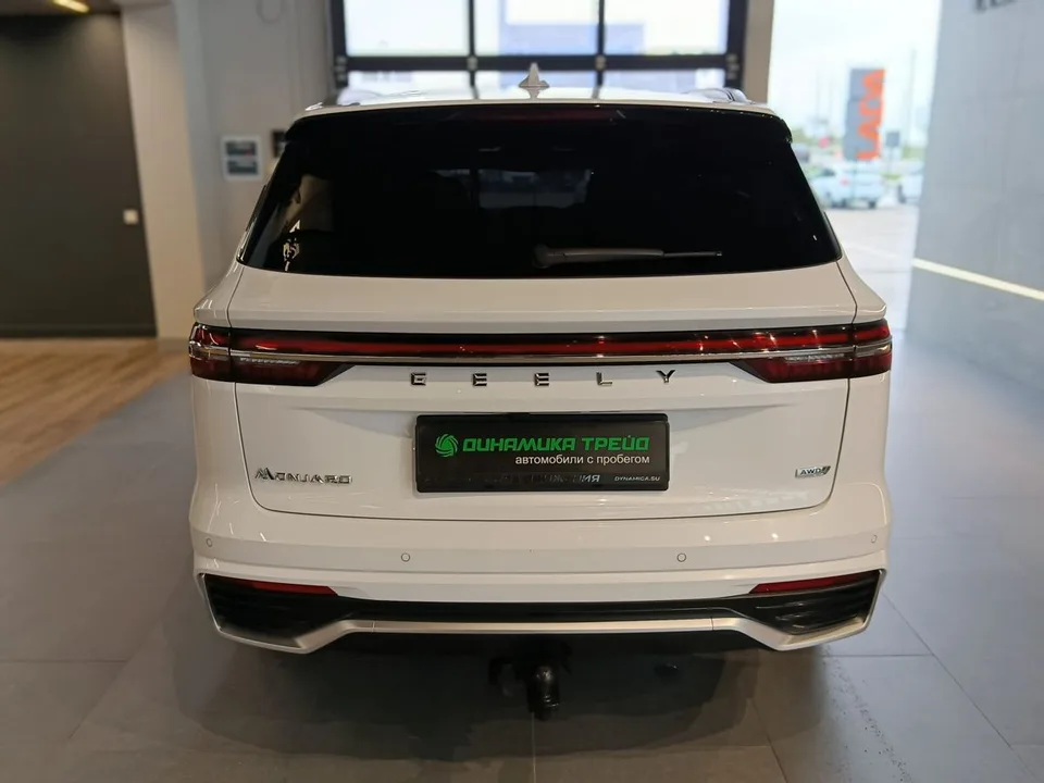 Geely Monjaro 2023 — миниатюра 5