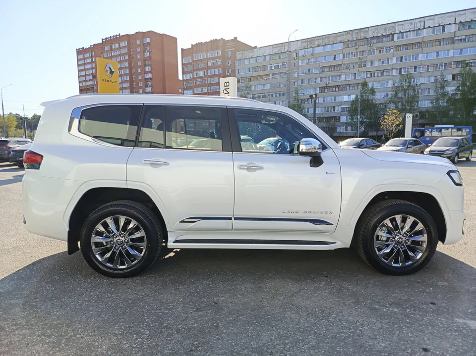 Toyota Land Cruiser 300 2025 — миниатюра 5