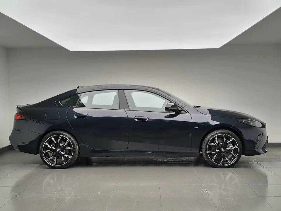 BMW 2 серия Active Tourer 2025 — миниатюра 5