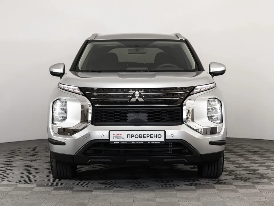 Mitsubishi Outlander 2022 — миниатюра 4