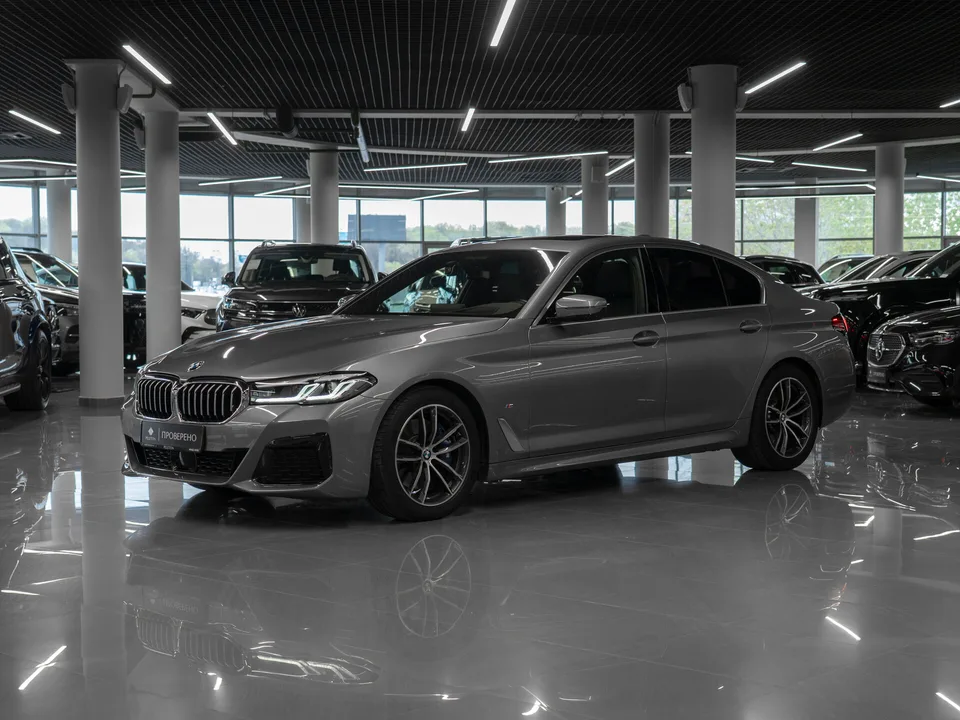 BMW 5 Series 2023 — фото 1, купить с доставкой в Москву