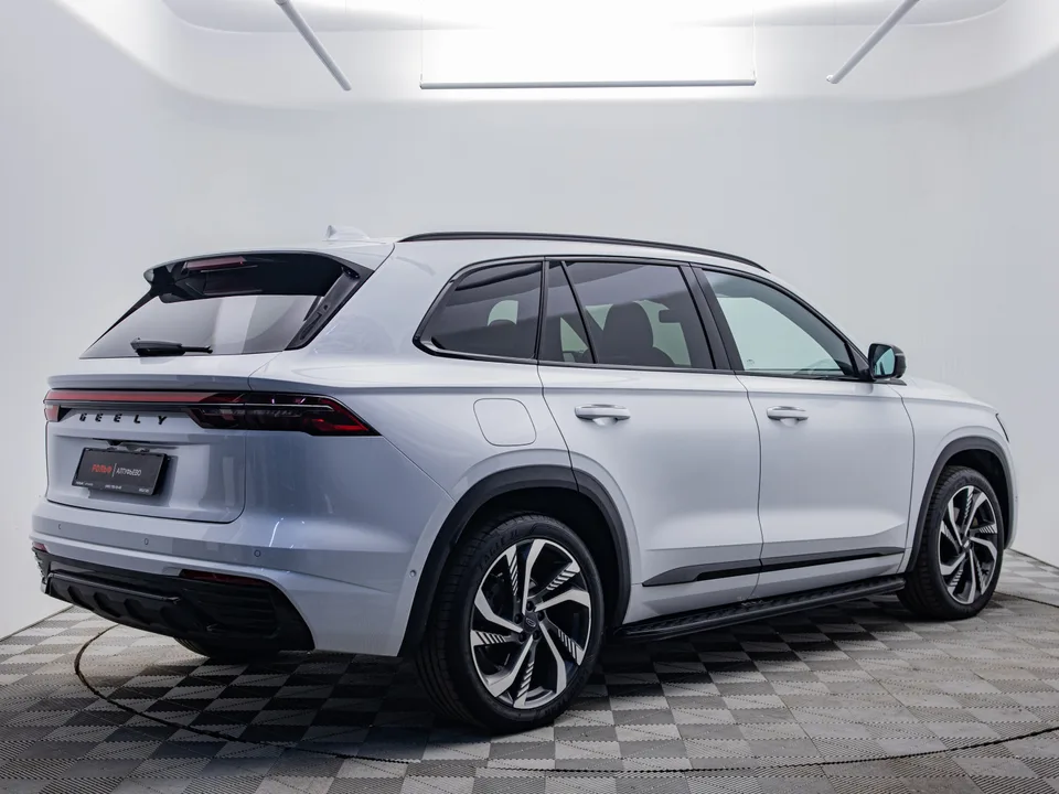 Geely Monjaro 2023 — миниатюра 5
