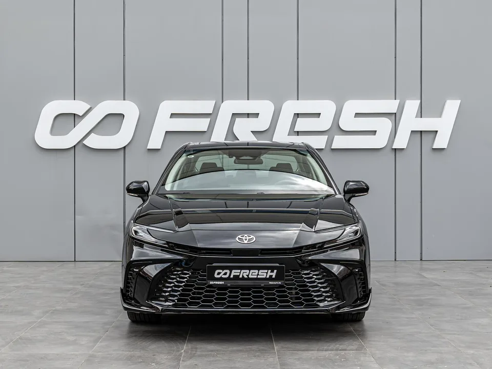 Toyota Camry 2025 — миниатюра 3