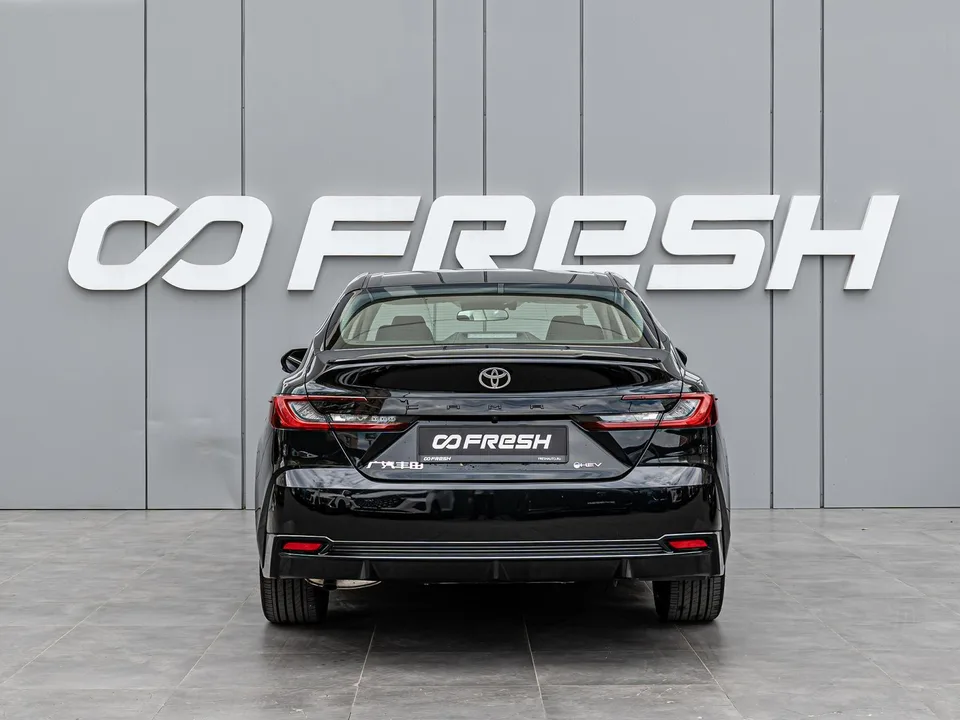 Toyota Camry 2025 — миниатюра 4