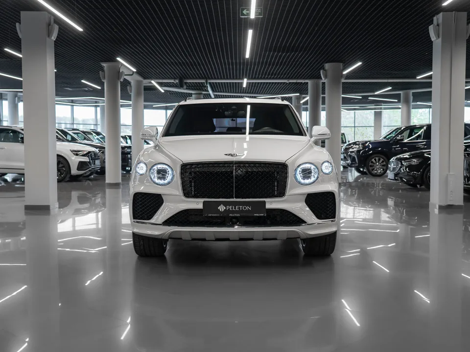 Bentley Bentayga 2024 — миниатюра 3