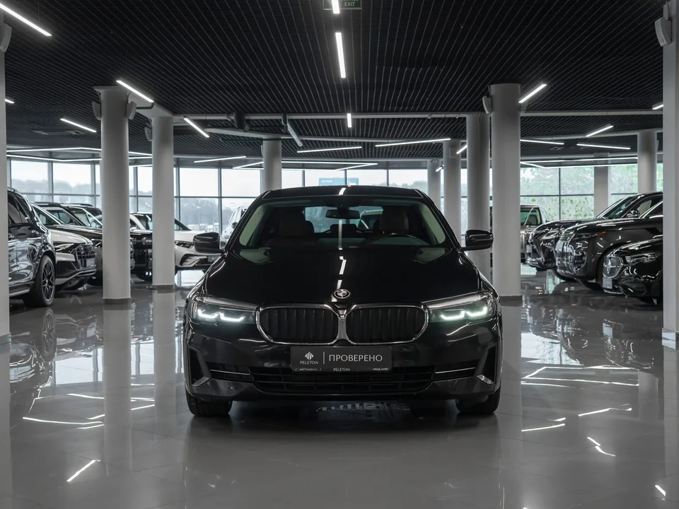BMW 5 Series 2022 — миниатюра 3