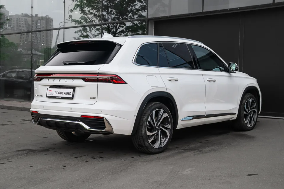 Geely Monjaro 2022 — миниатюра 4