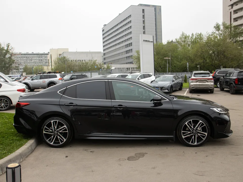 Toyota Camry 2024 — миниатюра 3