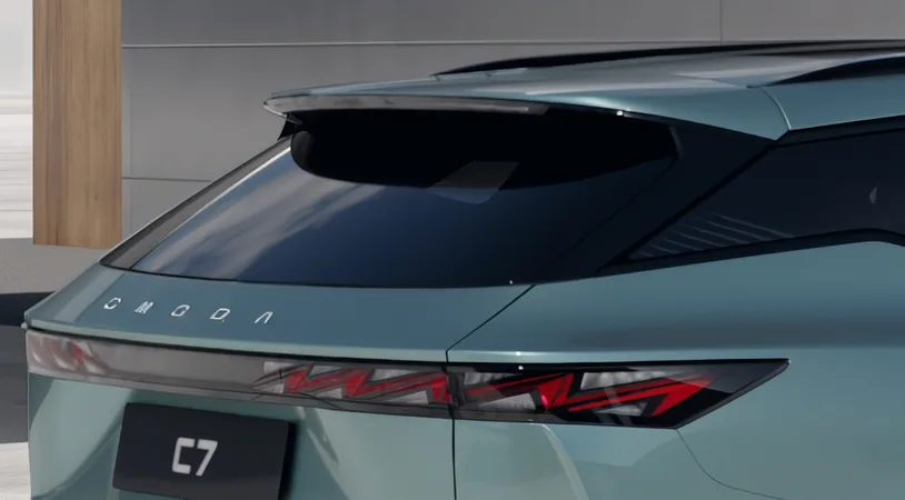Omoda C7 Драйв 2026 — миниатюра 4