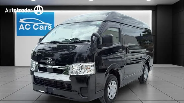 Toyota HIACE VAN 2023
