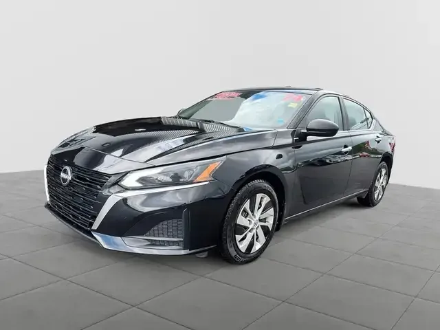 Nissan Altima 2024