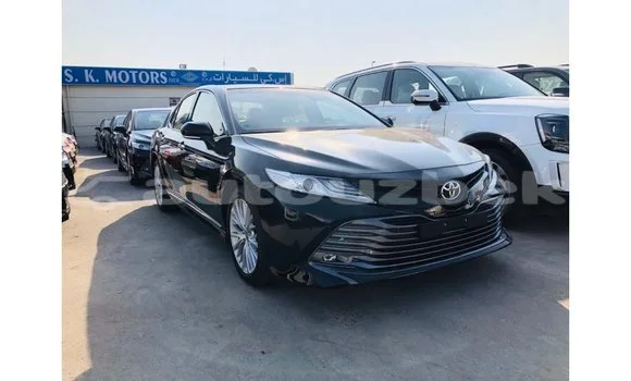 Toyota Camry 2025 — миниатюра 3