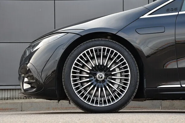 Mercedes-Benz EQS 2022 — миниатюра 5